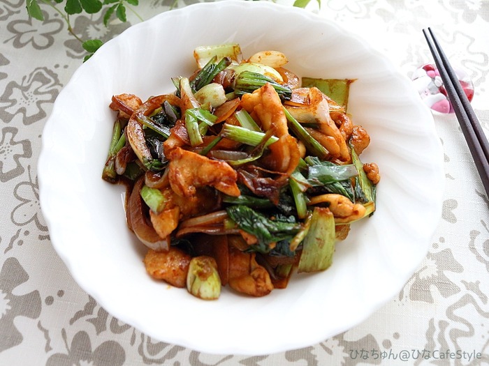 鶏皮と野菜の甜麺醤炒め