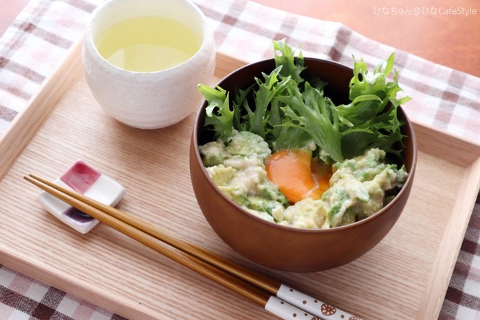 アボカドたらこのマヨ和え丼