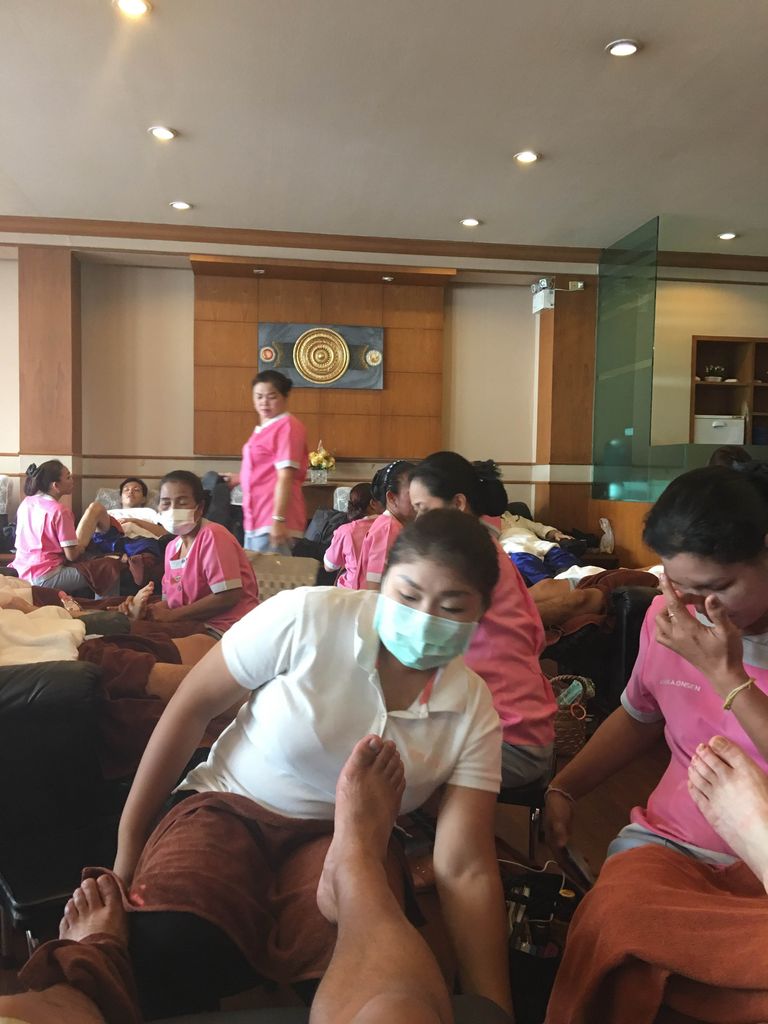 バンコクのマッサージ 有馬温泉はスゴい混んでます555 バンコク Spa スパ の花道 年版 バンコクのマッサージ 有馬温泉はスゴい混んでます555 バンコク Spa スパ の花道 年版