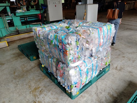 ペットボトルベール