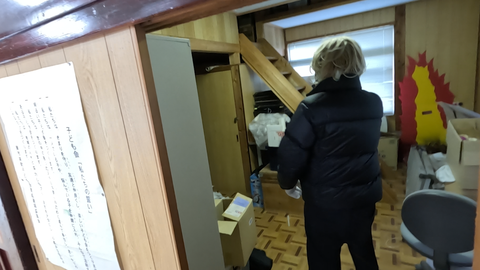 シーケンス 01.00_30_29_09.静止画007