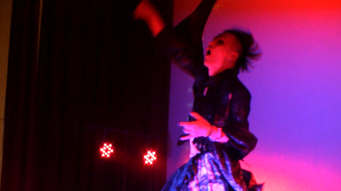 シーケンス 01.00_22_53_25.静止画027