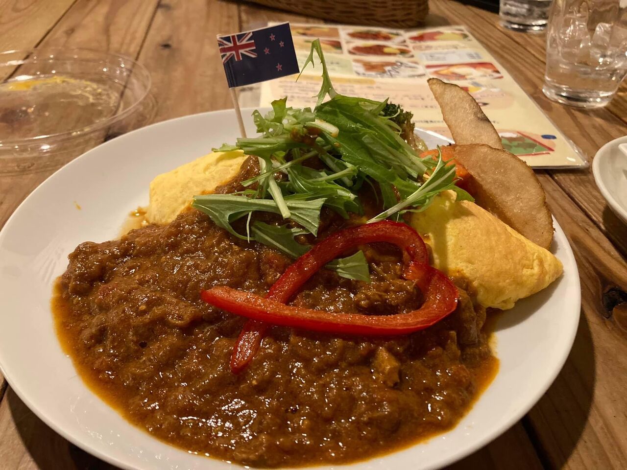 中野五差路 Kurumari でカレーオムライス 中野日記