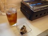 立飲海山やきや