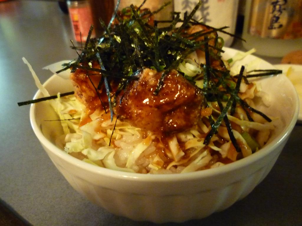 ひらかた斉藤歯科ブログ:居酒屋「覇王樹」(サボテン)で、唐あげ丼