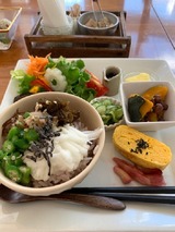 RIZZA CAFE (2)