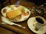 木馬の館