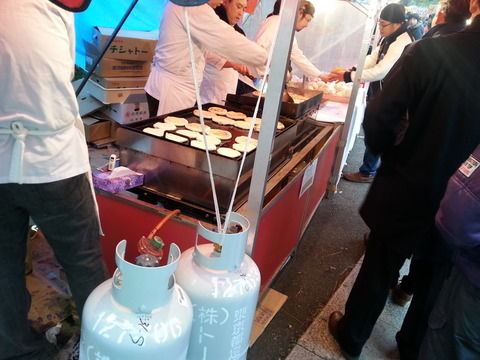 鶴見 総持寺門前に出る 正月限定名物屋台の シャーピン 関東b級グルメドライブ ちょに らいでん がメタボで帰還 鶴見 総持寺門前に出る 正月限定名物屋台の シャーピン 関東b級グルメドライブ ちょに らいでん がメタボで帰還