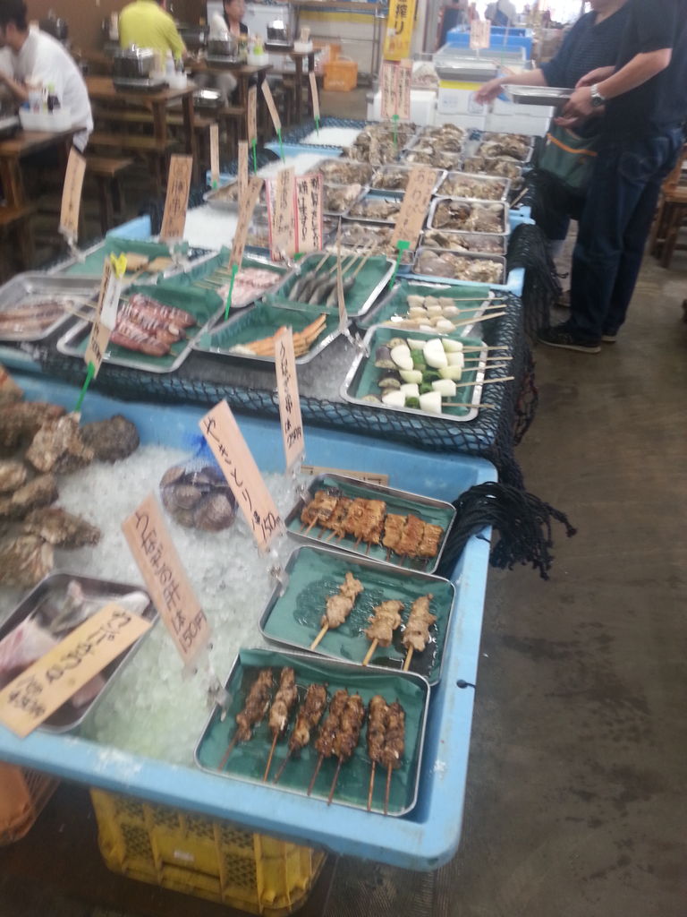 大洗の話題店 カキ小屋 お手軽サイズの バラちらし丼 と ガンガン焼き 関東b級グルメドライブ ちょに らいでん がメタボで帰還 大洗の話題店 カキ小屋 お手軽サイズの バラちらし丼 と ガンガン焼き 関東b級グルメドライブ ちょに らいでん がメタボで帰還