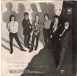 toto-stranger-in-town-cbs