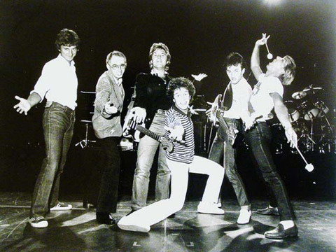 Leo band