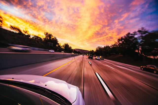死ぬ気で働かないと生きられない 車を買い換えることにしました 介護がきた 50代から始める独身女性の仕事と生き方