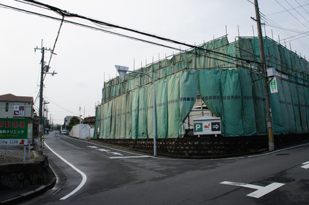 グルメシティ東香里解体121123-06