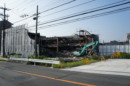 西禁野の元パチンコ店20120913152645