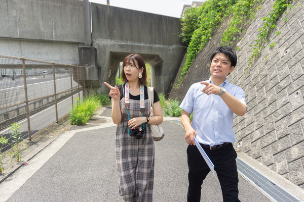 トラスティ飛鳥標準1小-20060516