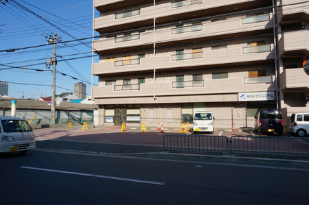 セブンイレブン寝屋川田井店130321-04