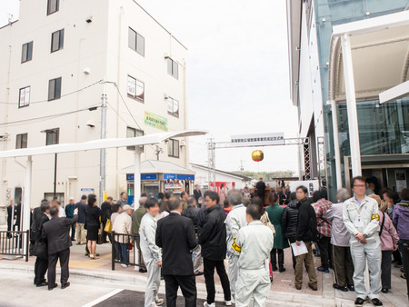 新長尾駅-14032912