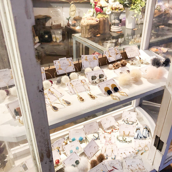 accessory creator Liru