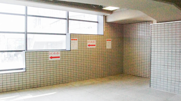 枚方市駅-1802223