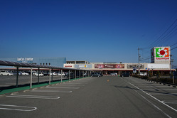 イズミヤ八幡店