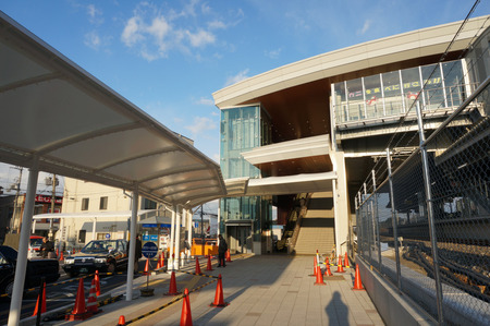 長尾駅前広場131228-21