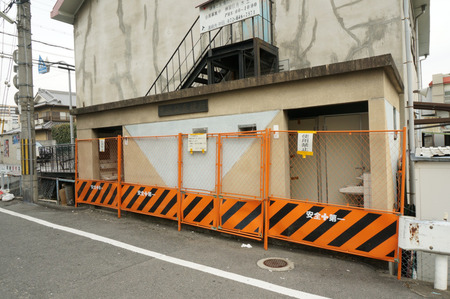 中振公衆便所140125-03