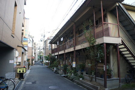 なにわ荘111122-01