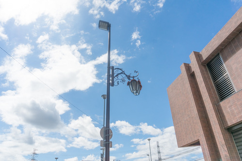 牧野駅前-1409254