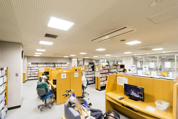 中央図書館-18082262