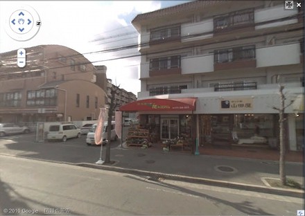 20101119fami1