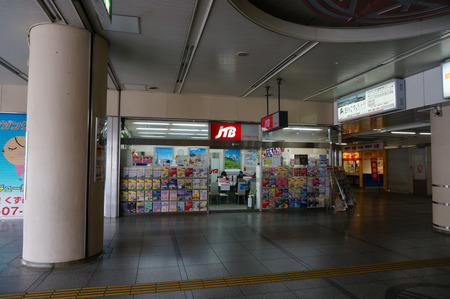 樟葉駅ビル130326-52