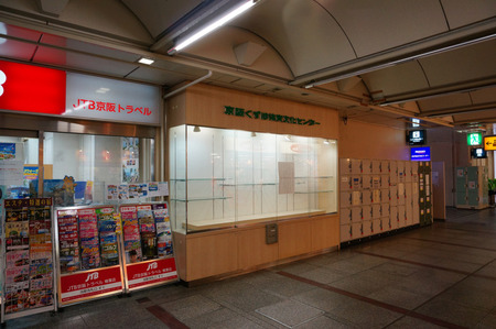 樟葉駅ビル130326-59