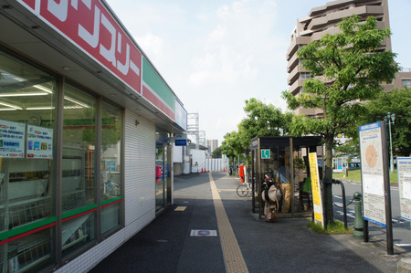 御殿山駅前交番DSC08387