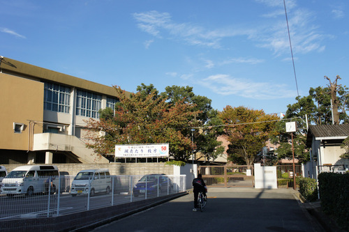 枚方高校