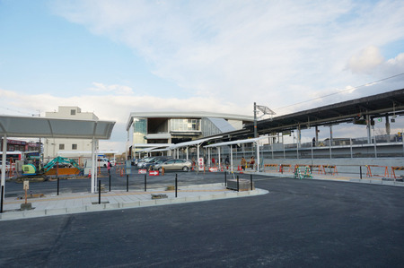 長尾駅前広場131228-07