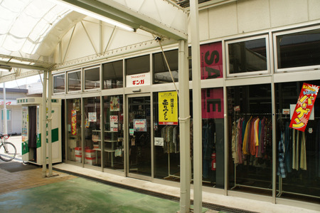 グルメシティ東香里20120710113908