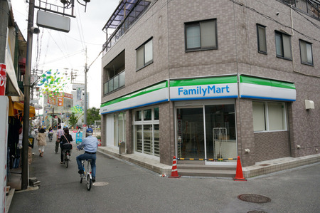 ファミリーマート寝屋川香里南之町店130630-02