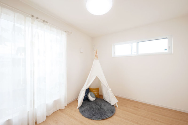 交野駅前子供部屋