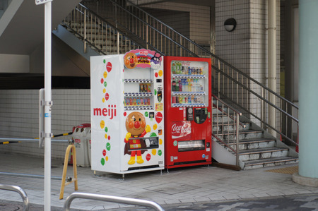 アンパンマン自販機20120629145349