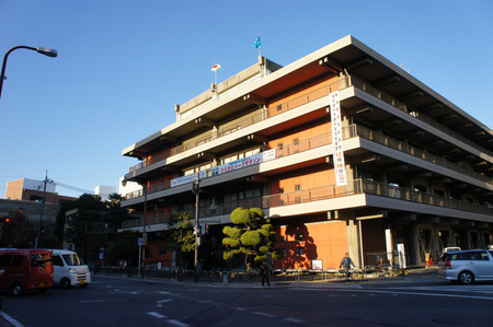 枚方市役所121213-01