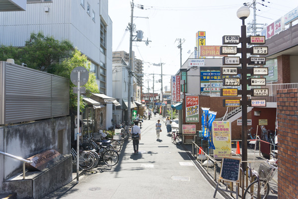 b30422f5-s