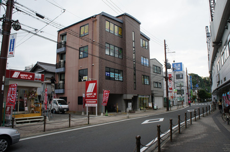 121109日本レンタカー04