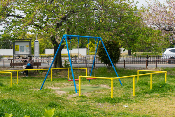 甲斐田公園-20041715