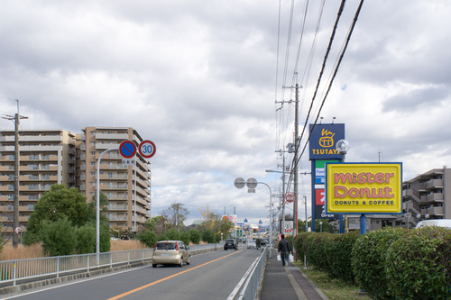 ファミリーマートTSUTAYA長尾店-15112703