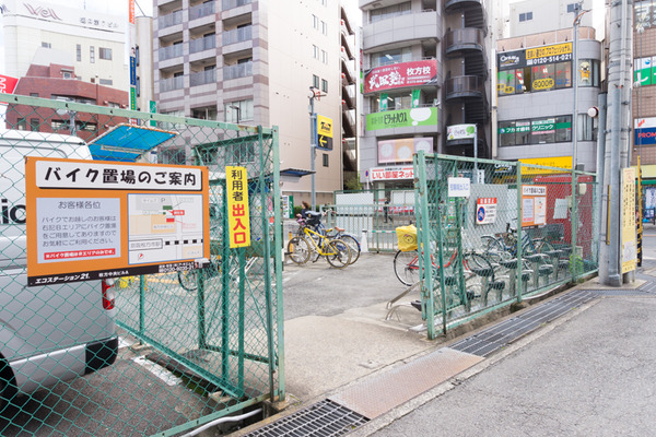 枚方市駅駐輪場-16101749