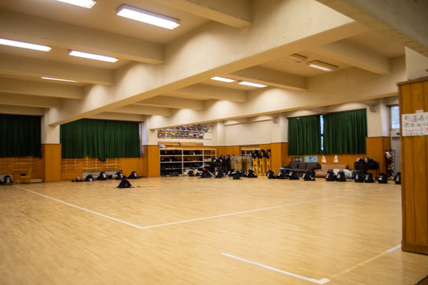 高校-2010083