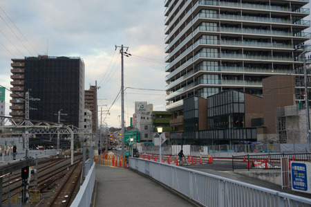 香里園駅東地区工事131208-24