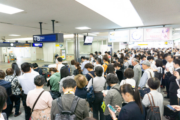 20180618_地震_香里園駅-6