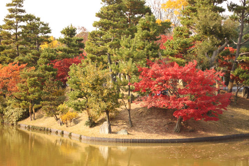 以楽公園