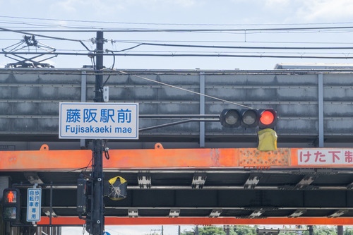 藤阪駅前-15082602